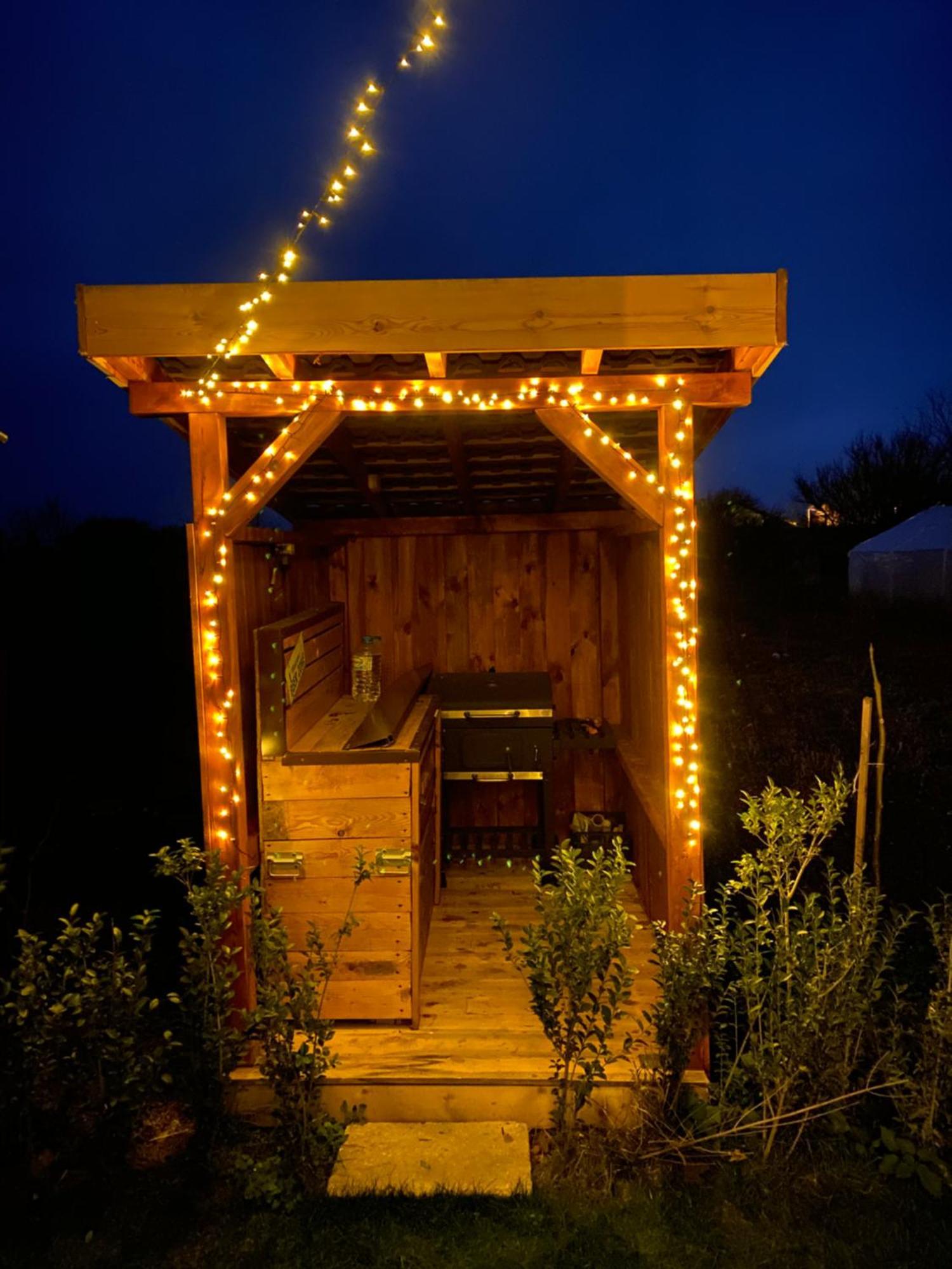 Sea You Guest House Ezerets Exterior photo